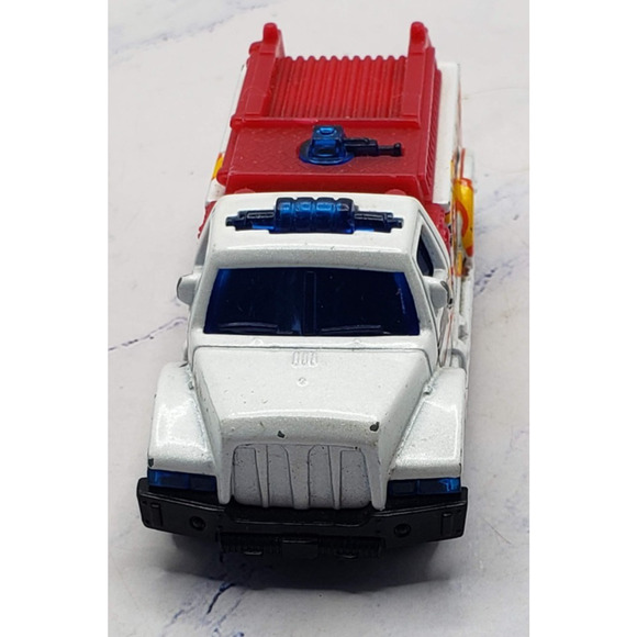 2003 Matchbox Action Launcher Unit One Highway Rescue White and Red Firetruck - Picture 2 of 7